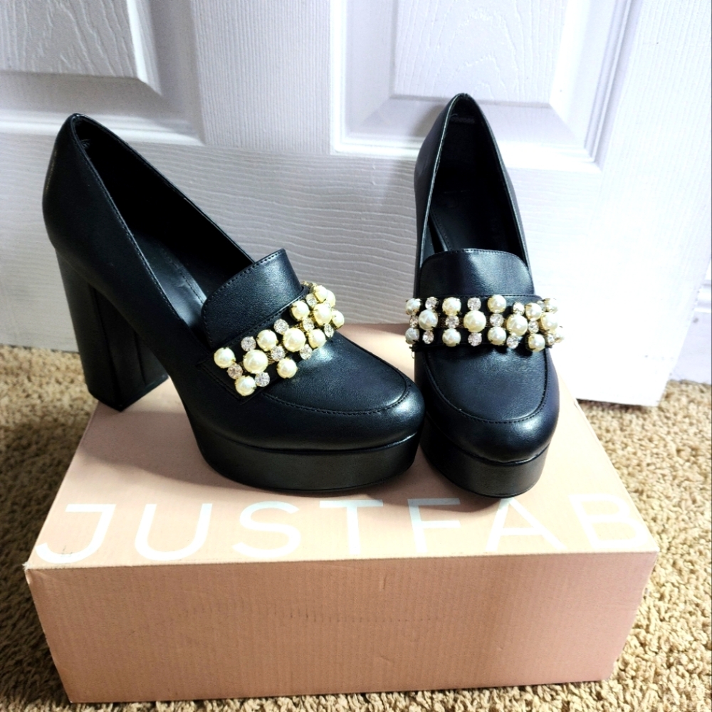 black platforms